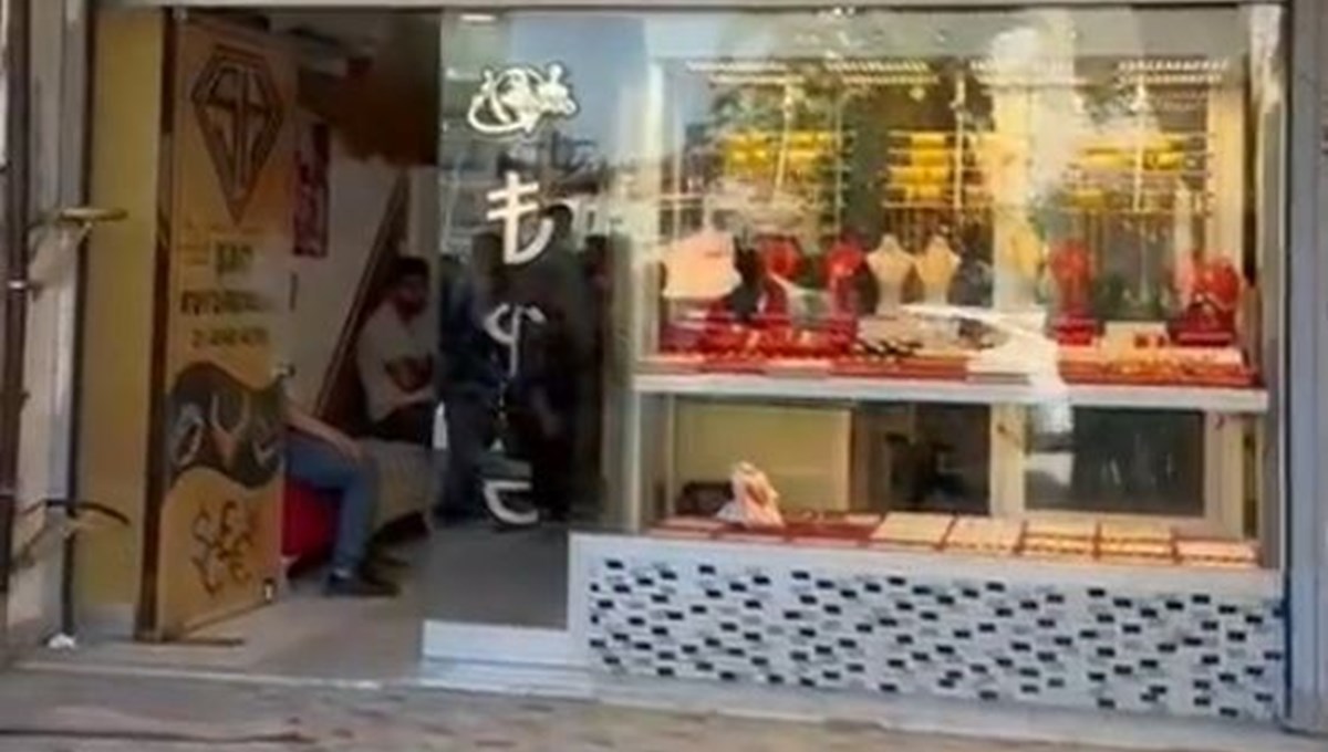 Kuyumcunun katillerine sınırda gözaltı Kuyumcunun katillerine sınırda gözaltı