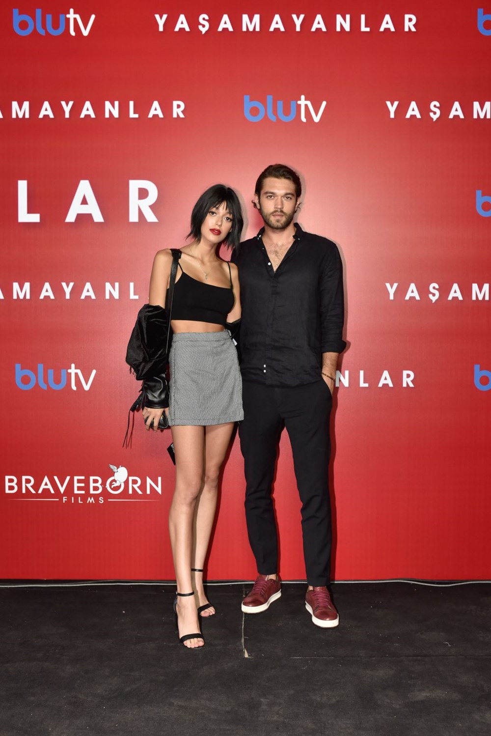 Şevval Sam'dan sürpriz imaj (Ünlülerin değişimi) - 153