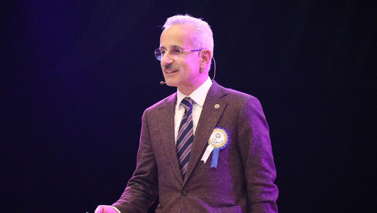 Öğrencilere ücretsiz 10 GB internet ne zaman verilecek? Bakan Uraloğlu tarih verdi Öğrencilere ücretsiz 10 GB internet ne zaman verilecek? Bakan Uraloğlu tarih verdi