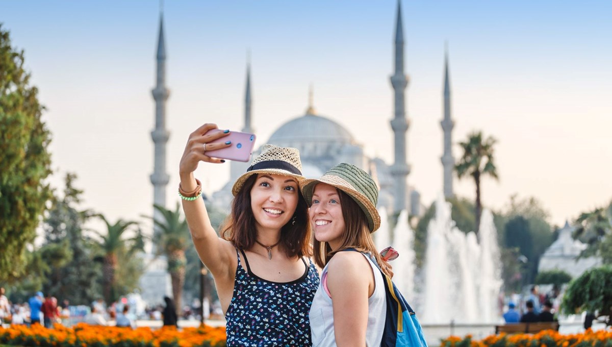 İstanbul'a 5 ayda 6,3 milyon turist geldi