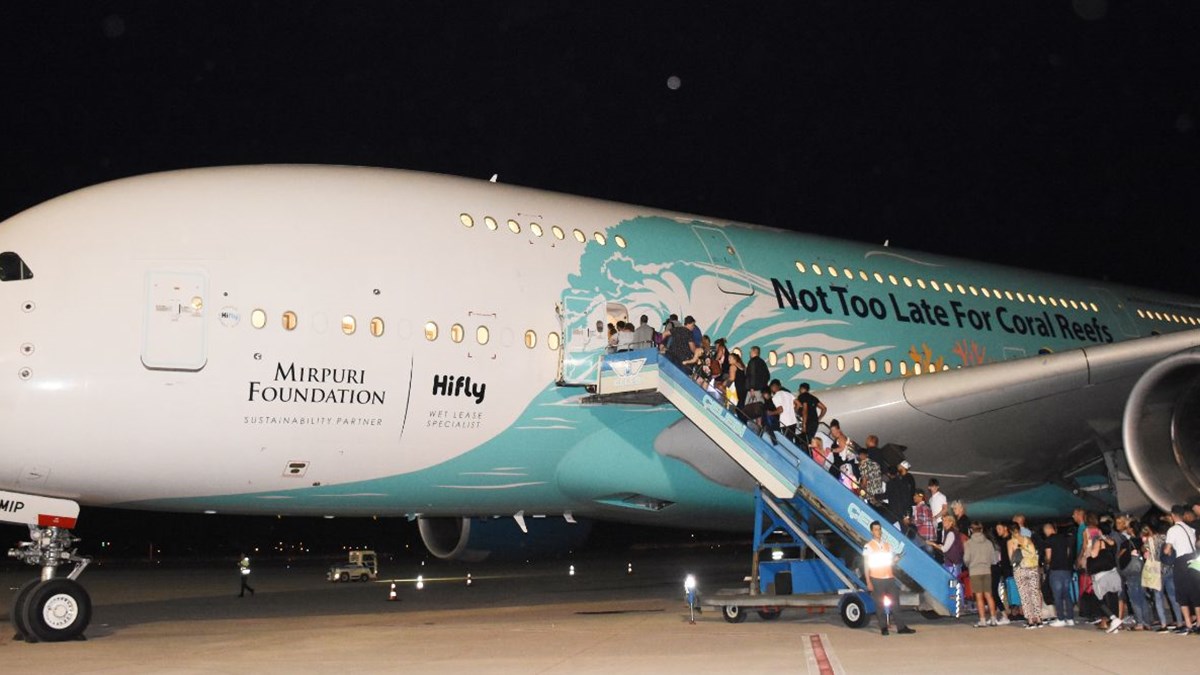 Thomas Cook Magdurlari Icin 12 Ucak Dalaman Havalimani Nda Ntv