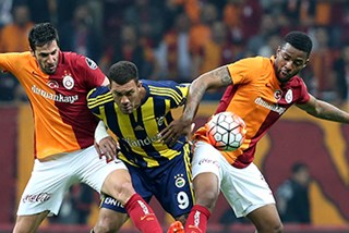 caner erkin beşiktaş forması