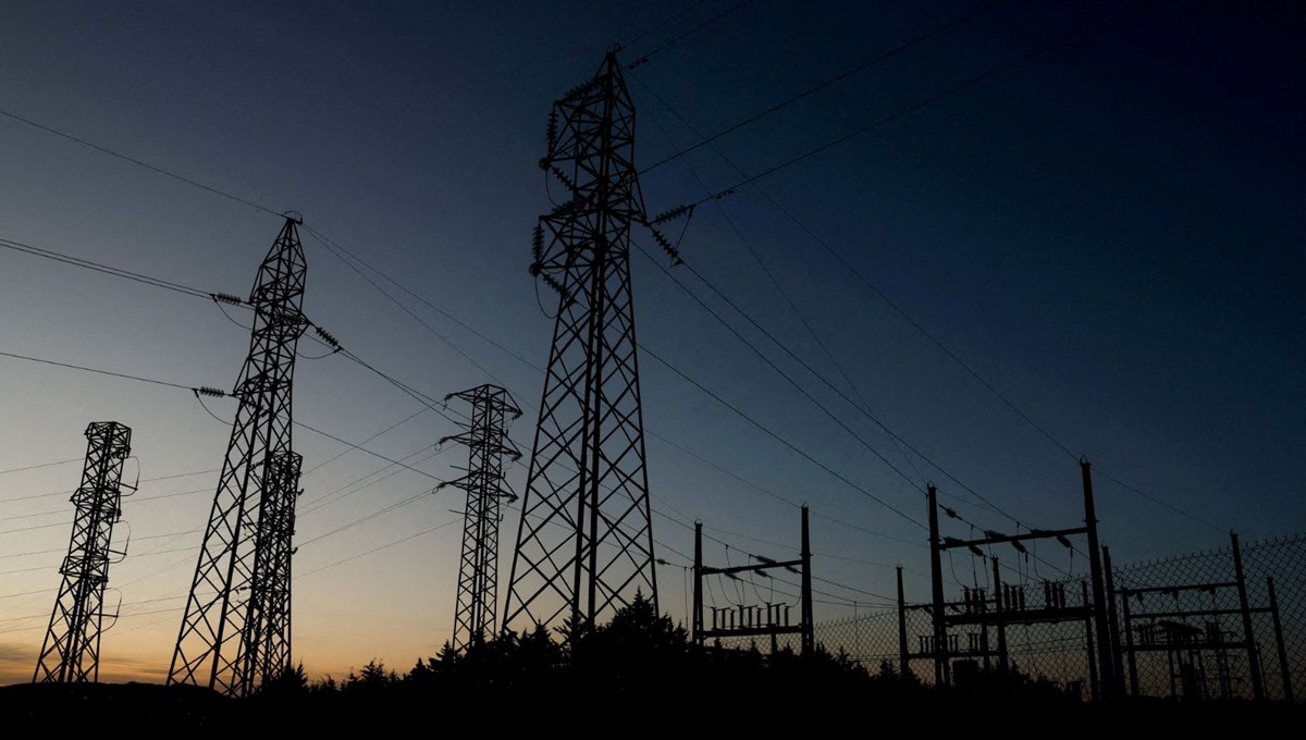 Nice'te elektrik kesintisi: Sabotaj mı?