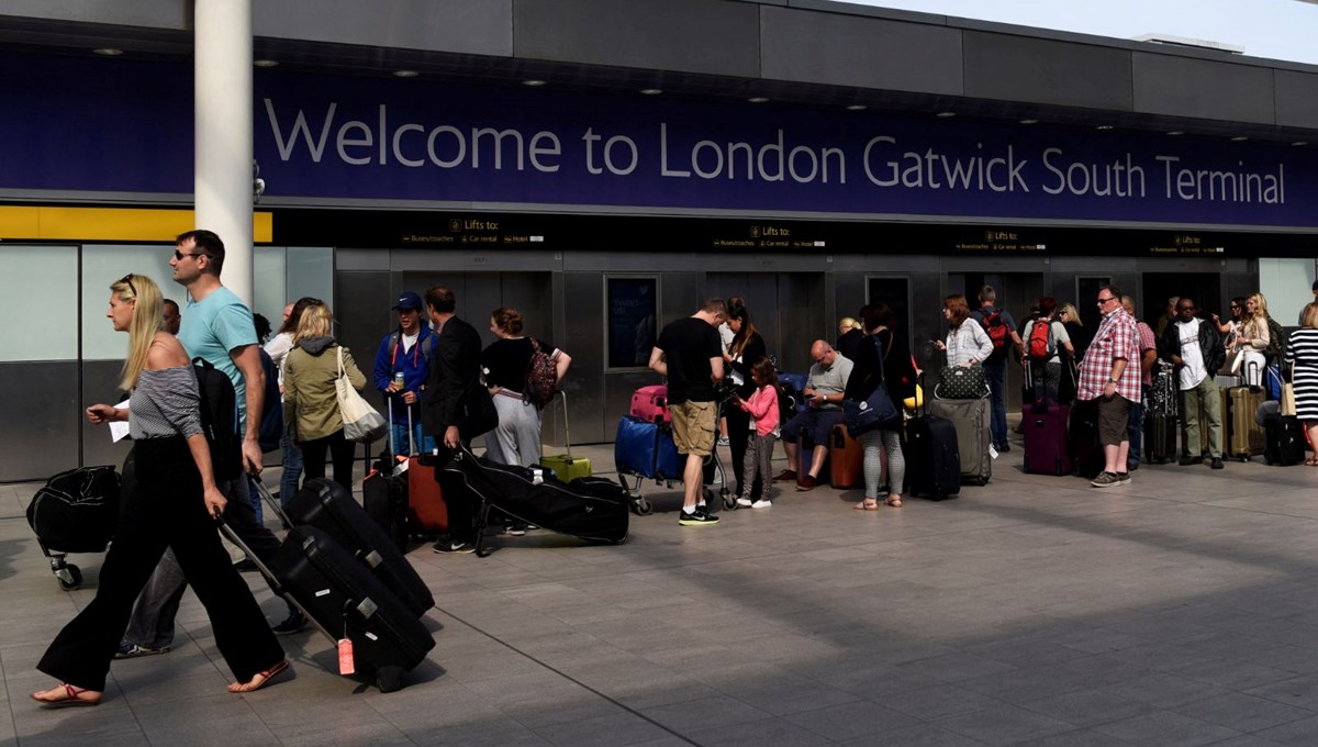 Londra Gatwick Havalimanı'nda 950 çalışan 8 günlük greve gidecek