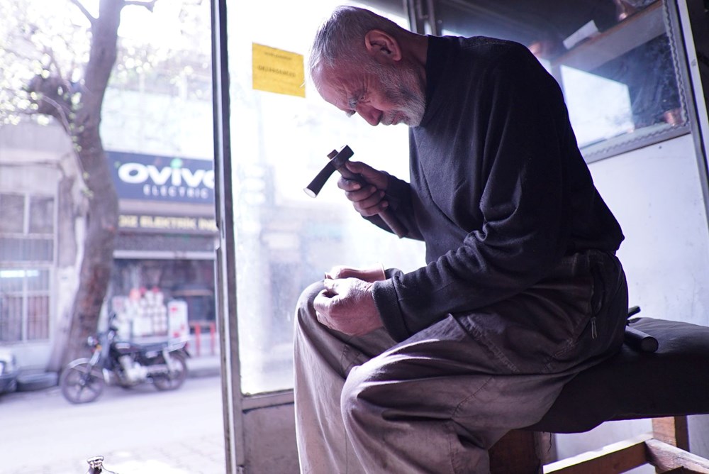 Durmuş Dede'nin Zamanı Durduran Ellerinden: 75 Yıllık Bir Zanaatın Hikayesi 73 j8XP9J4ovUi6 bR21gRpMQ