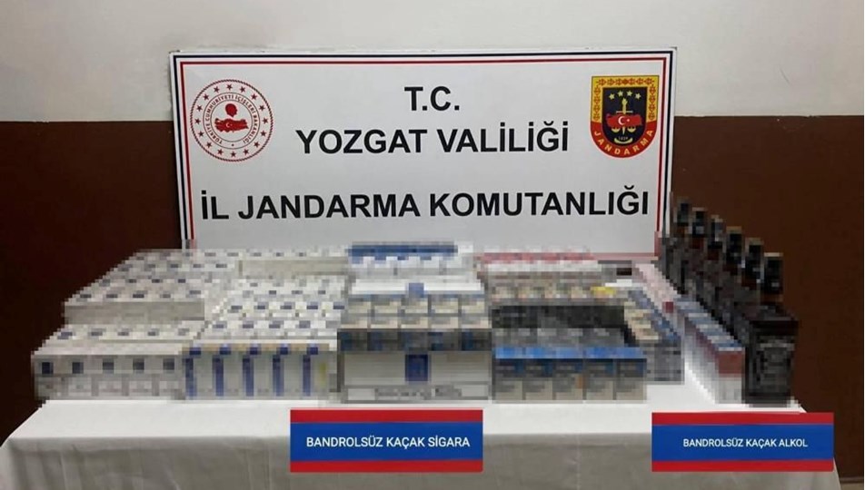 Yozgat'ta yolcu otobüsünde kaçak sigara ve alkol ele geçirildi