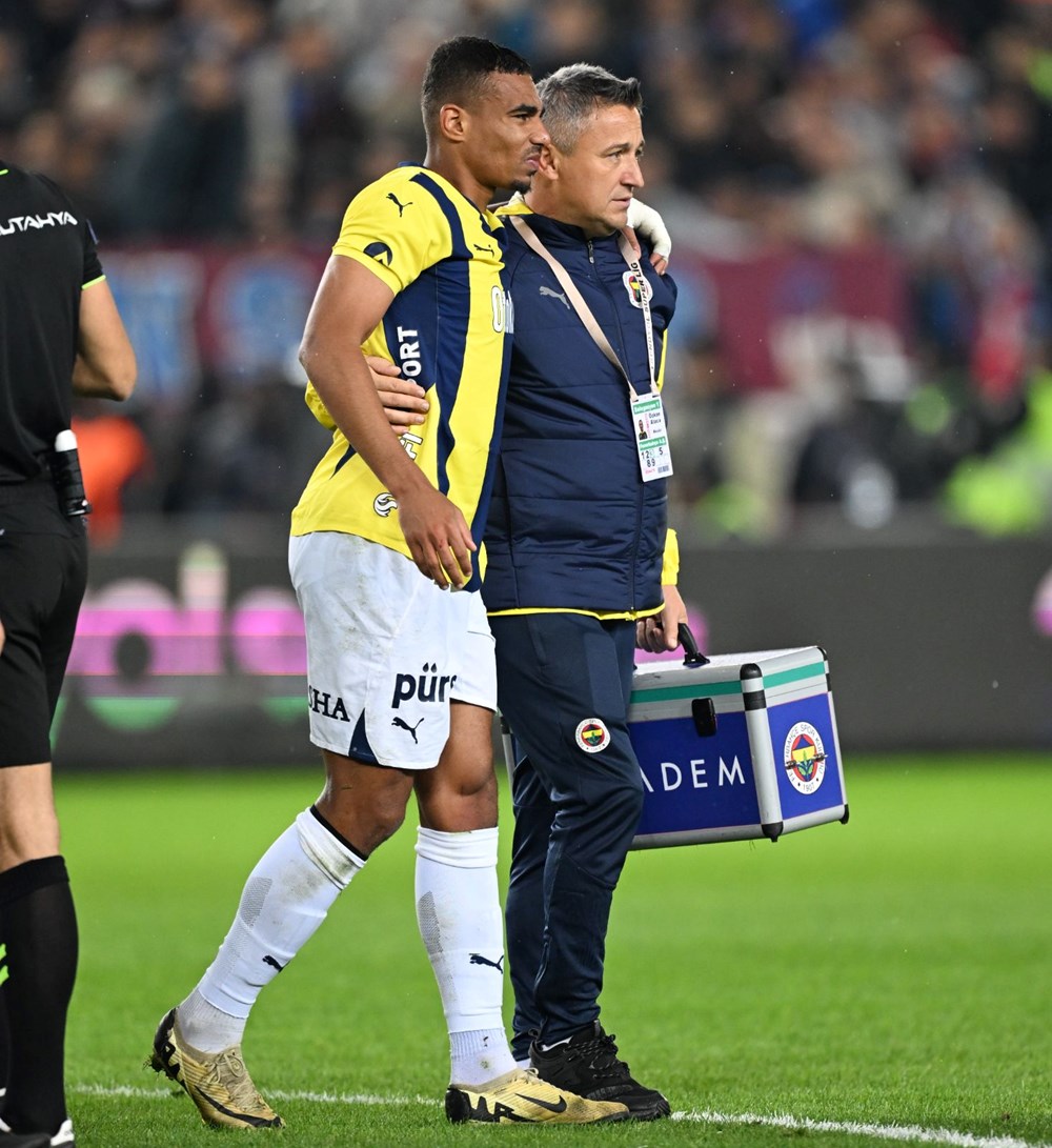 Fenerbahçe, Trabzon'da uzatmalarda kazandı: Zirve takibi sürüyor