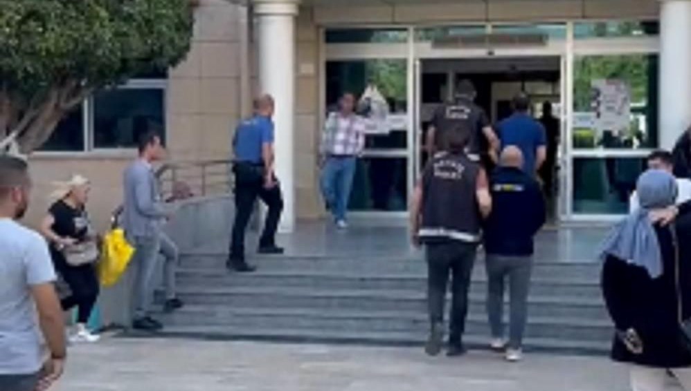 Sekiz ayrı suçtan aranıyordu, Hatay'da yakalandı