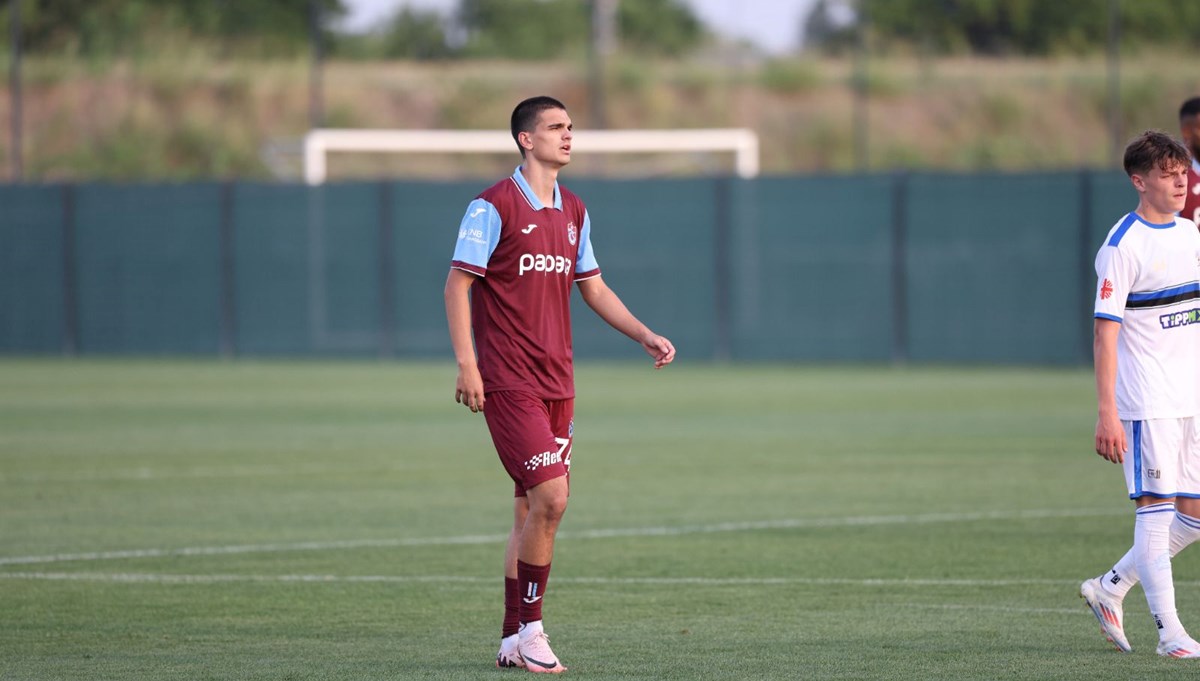 Trabzonspor’da dikkat çeken isim Salih Malkoçoğlu Trabzonspor’da dikkat çeken isim Salih Malkoçoğlu