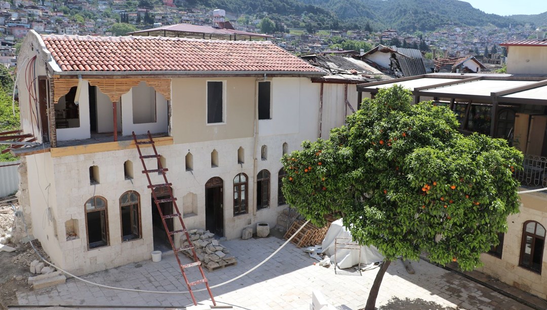 Tıbbi ve Aromatik Bitkiler Müzesi'ndeki restorasyon çalışmaları sürüyor