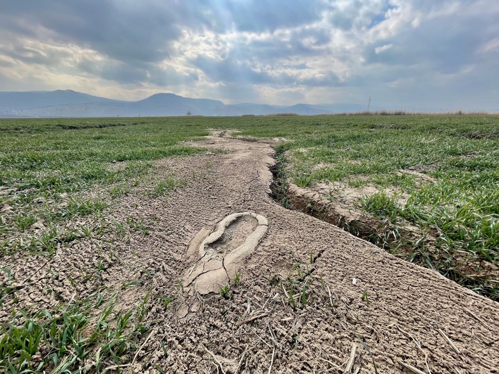 Fay hattının geçtiği köy enkaza döndü - 20