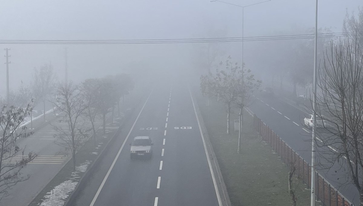 Düzce Ovası sisle kaplandı Düzce Ovası sisle kaplandı