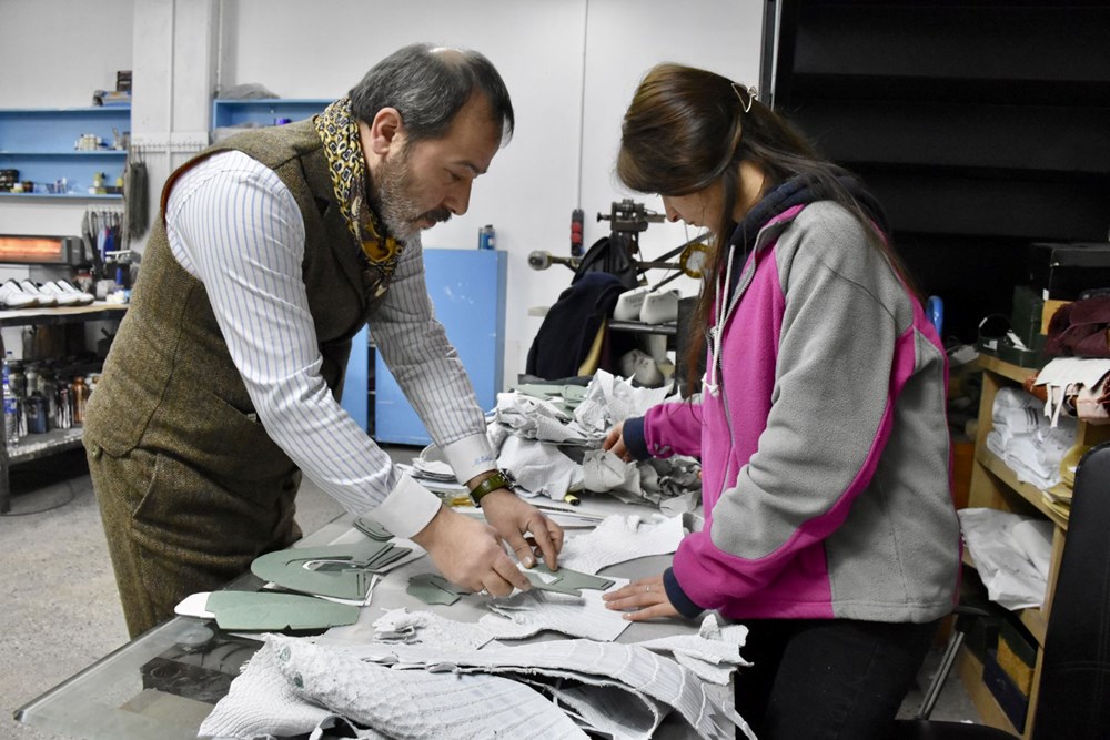 İlkokul yıllarda babasından öğrendi şimdi 30 ülkeye ihraç ediyor - 1