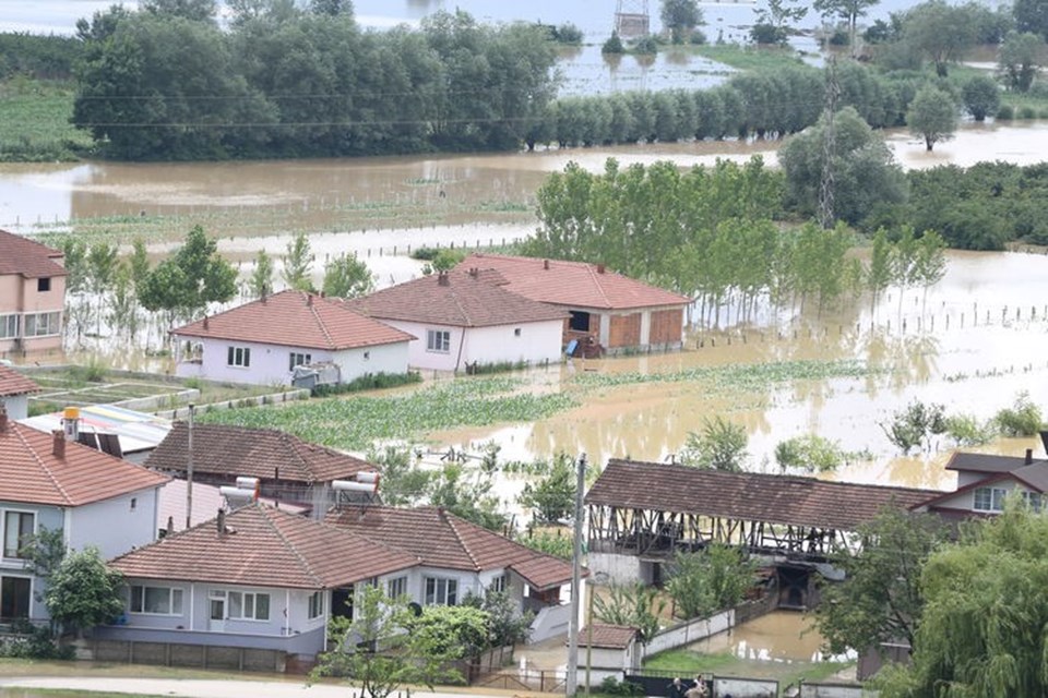 Bakan Soylu: Sel afetinde 2 vatandaşımız kayıp - 1