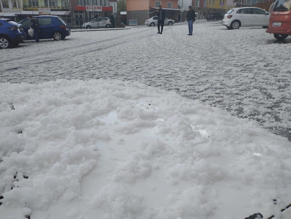 Denizli’de ceviz büyüklüğünde dolu yağdı - 7