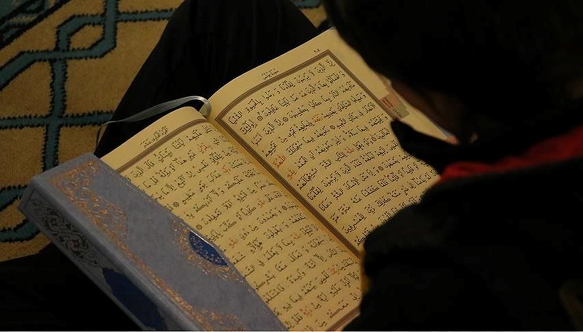 Adiyat Suresi Türkçe, Arapça okunuşu ve anlamı: Adiyat Suresi meali ve tefsiri Adiyat Suresi Türkçe, Arapça okunuşu ve anlamı: Adiyat Suresi meali ve tefsiri