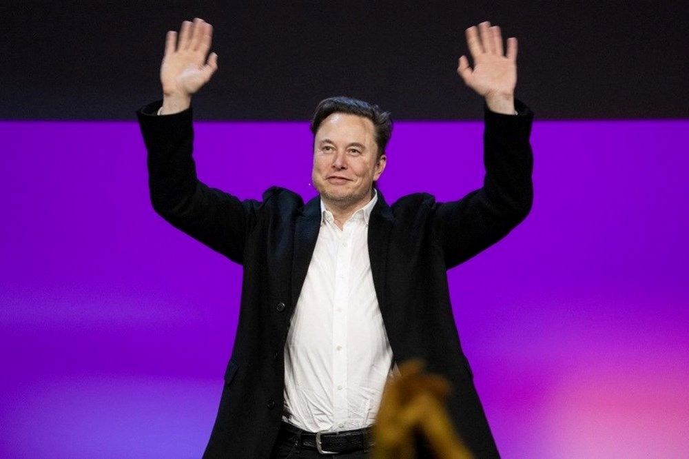 Elon Musk'ın annesi Maye Musk: Oğlumun garajında uyuyorum - 9