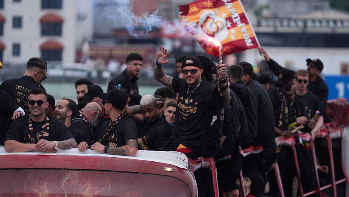 Galatasaray'da şampiyonluk kutlaması