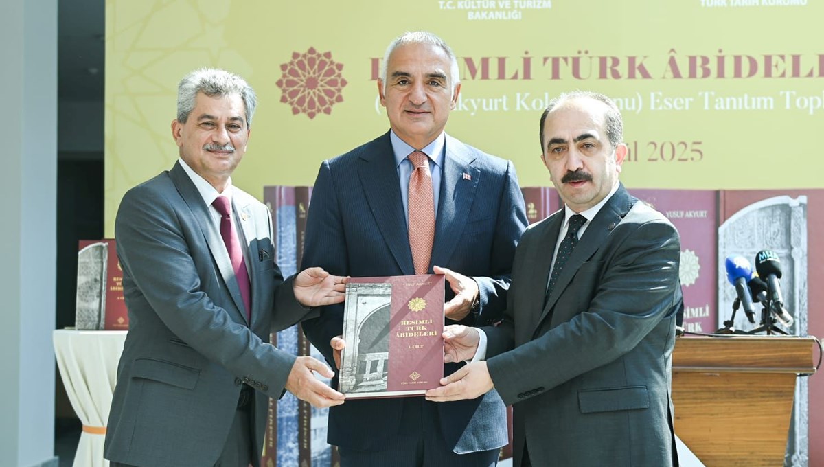 Türkiye’nin kültür hazinelerinden Resimli Türk Abideleri okurlarla buluştu
