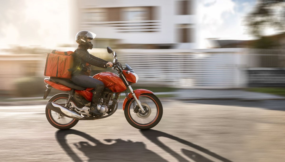 Kuryeler çalışıyor mu? Motosiklet ve kurye yasağı saat kaçta başlayacak?