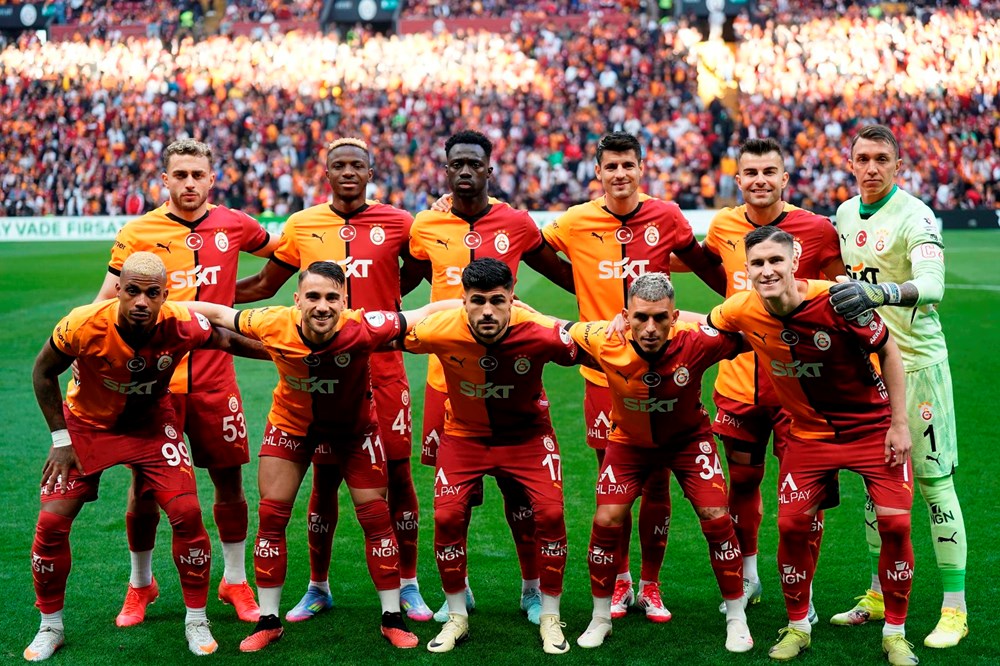 Lider Galatasaray, Sivasspor'u farklı geçti: Son 4 maçta 2 galibiyet 1 beraberlik yetiyor! - 10
