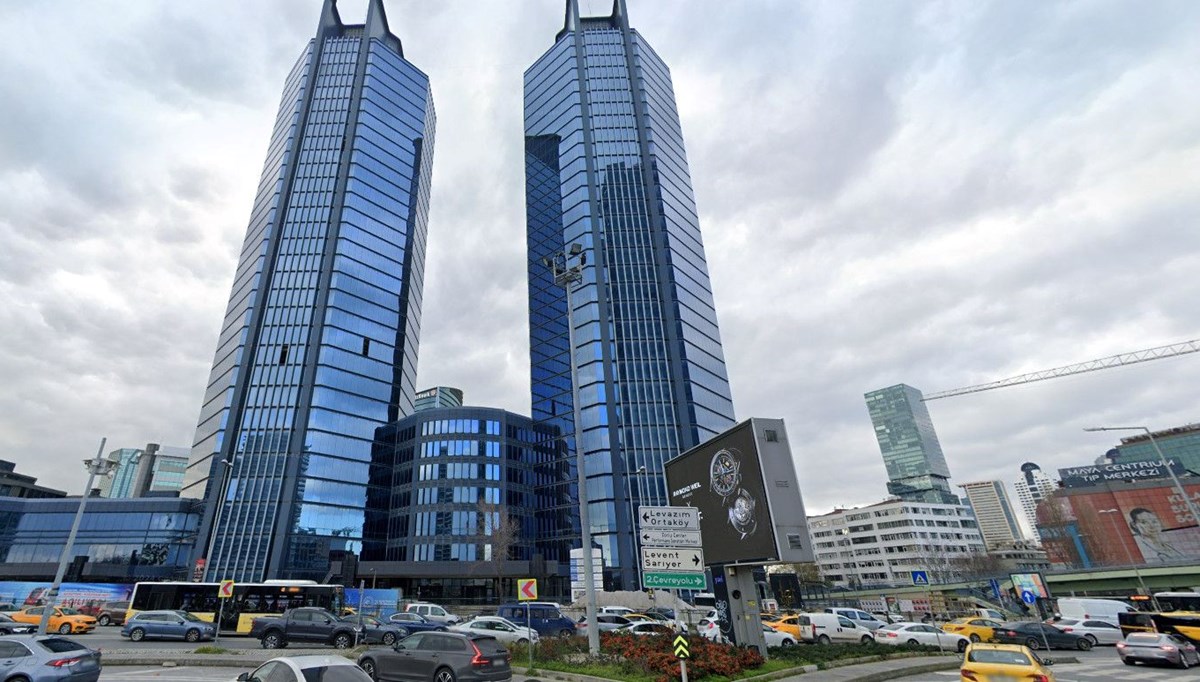 100 milyarlık miras aileyi ikiye böldü! Bilirkişiye hapis cezası verildi 100 milyarlık miras aileyi ikiye böldü! Bilirkişiye hapis cezası verildi