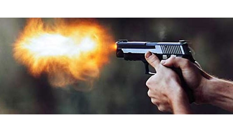 Galiyet sevincini yaşarken kızını vurdu