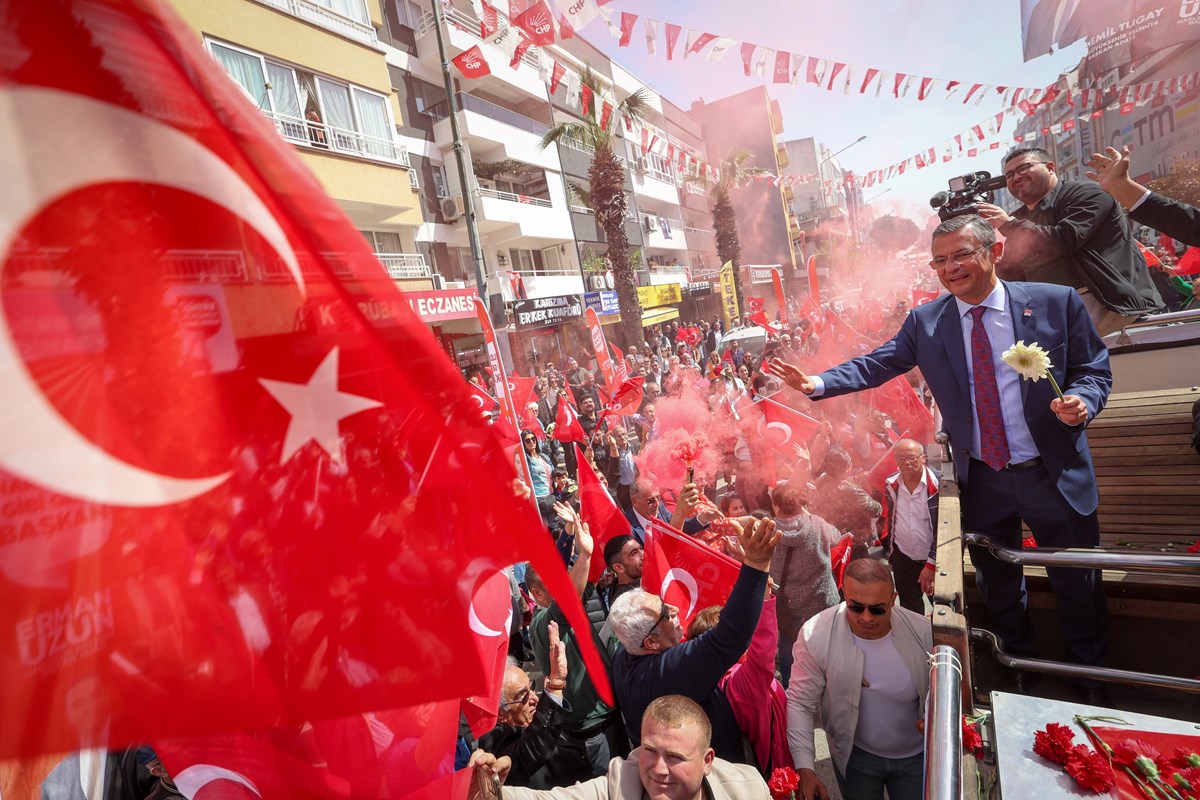 Özel, İzmir