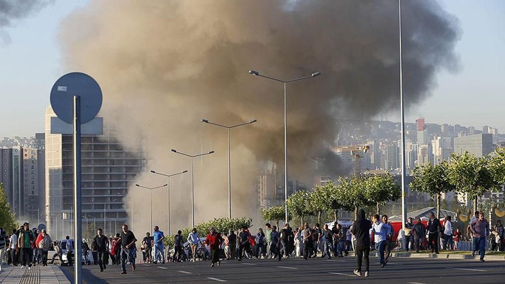 FETÖ'nün 15 Temmuz darbe girişiminin üzerinden 7 yıl geçti - 30