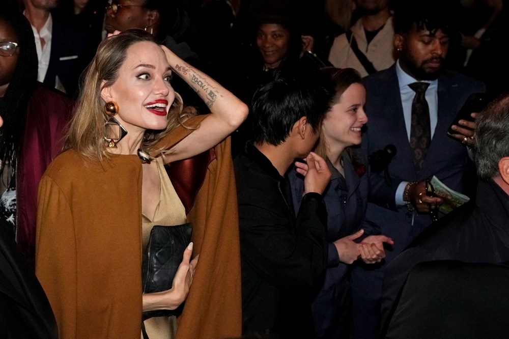 Angelina Jolie'nin yeni dövmesinin çok özel bir anlamı var - 2