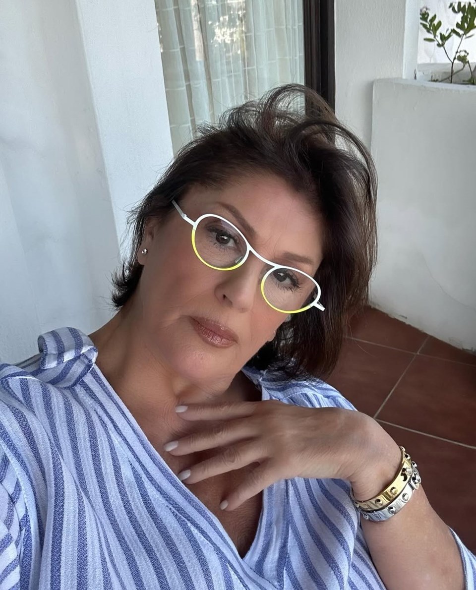 Gülşen Bubikoğlu'ndan yaza veda pozu - 1