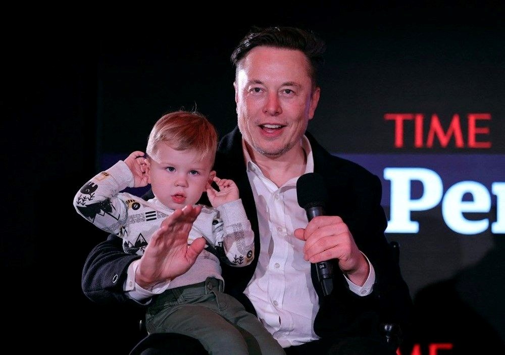 Elon Musk'tan sevgilisi Grimes'a Yüzüklerin Efendisi sınavı - 6