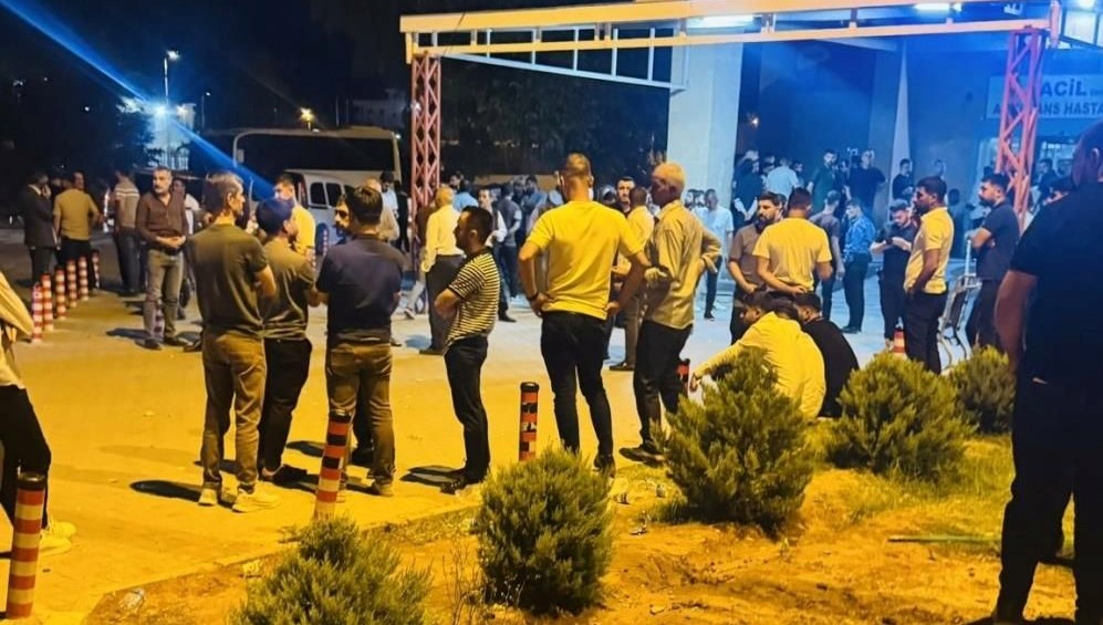 Ailelerin kavgası kanlı bitti: 1 ölü