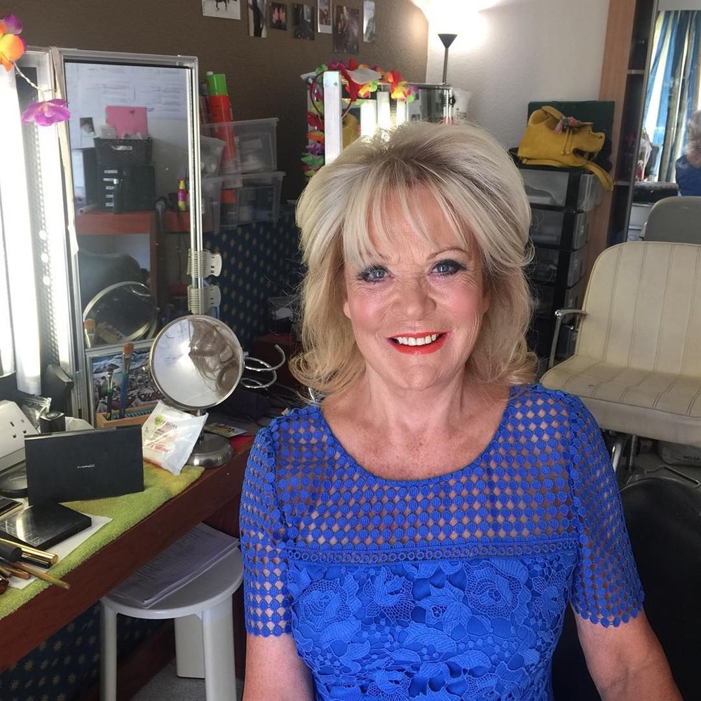 Sherrie Hewson: Yönetmen limonatayla kandırıp saldırdı - 4