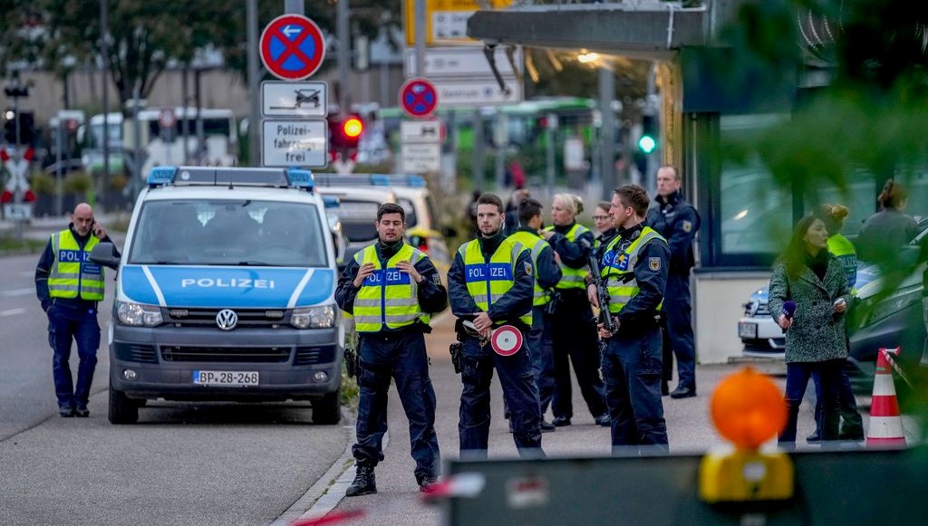 Schengen'de derin çatlak: Almanya bugün kara denetimlerine başladı