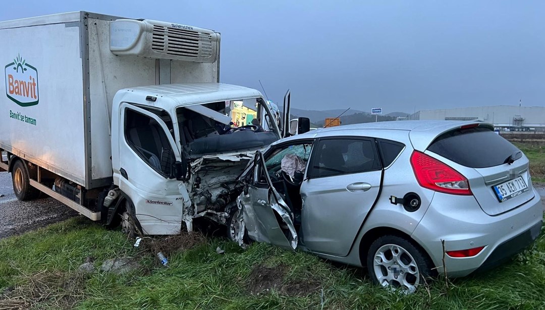 Araçlar kafa kafaya çarpıştı: 1 kişi hayatını kaybetti