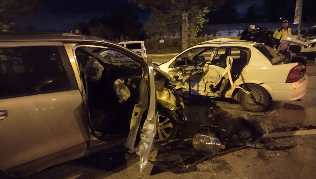 Maltepe'de trafik kazası: 2 yaralı Maltepe'de trafik kazası: 2 yaralı