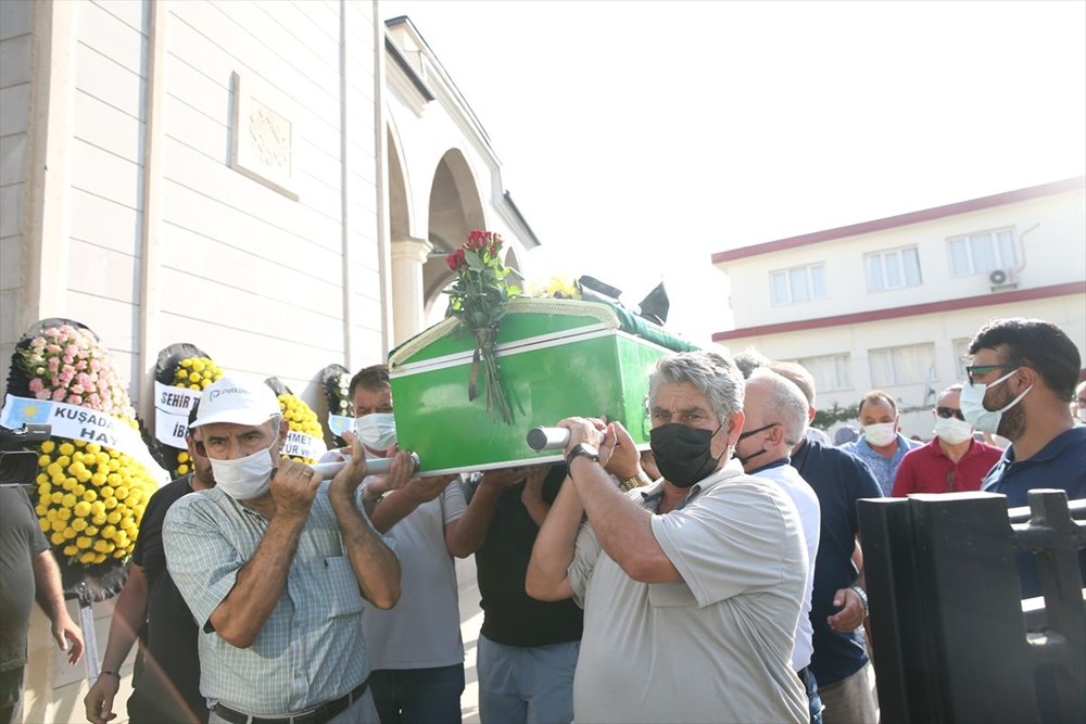 Oyuncu Metin Çekmez son yolculuğuna uğurlandı - 10