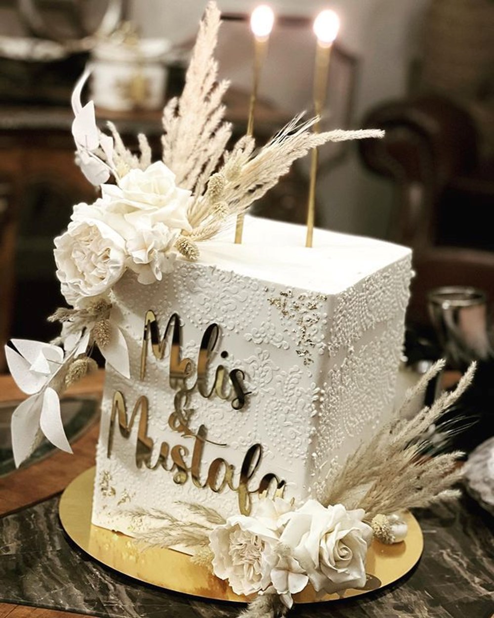 Mustafa Sandal ve Melis Sütşurup nişanlandı - 4