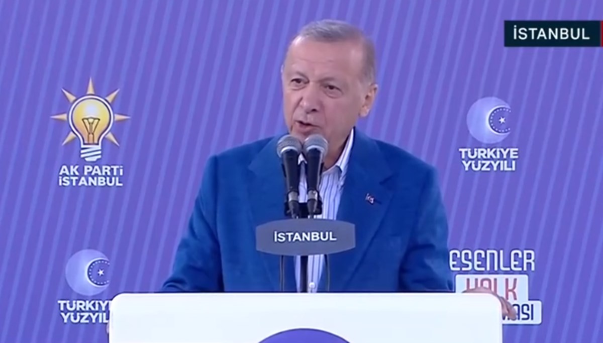 Cumhurbaşkanı Erdoğan: Biz anayasa kitapçığını fırlatmayız Cumhurbaşkanı Erdoğan: Biz anayasa kitapçığını fırlatmayız