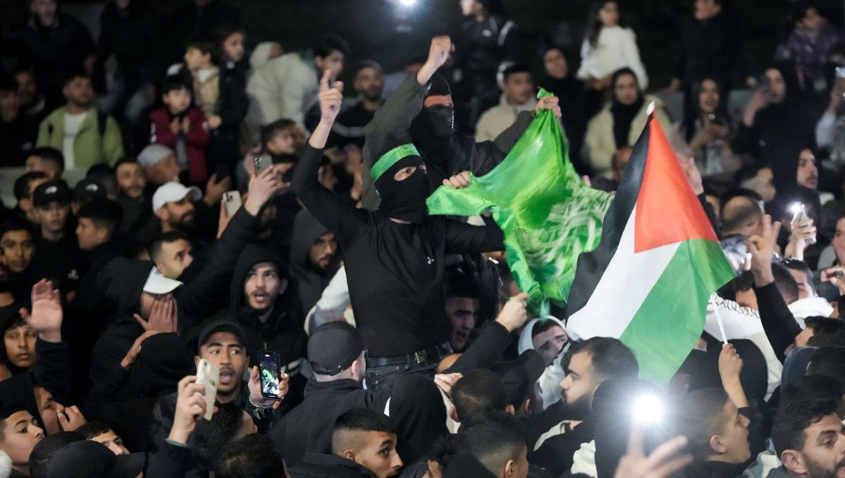 Rehine takasında dördüncü tur: 3 İsrailliye karşılık 183 Filistinli serbest kalacak Rehine takasında dördüncü tur: 3 İsrailliye karşılık 183 Filistinli serbest kalacak