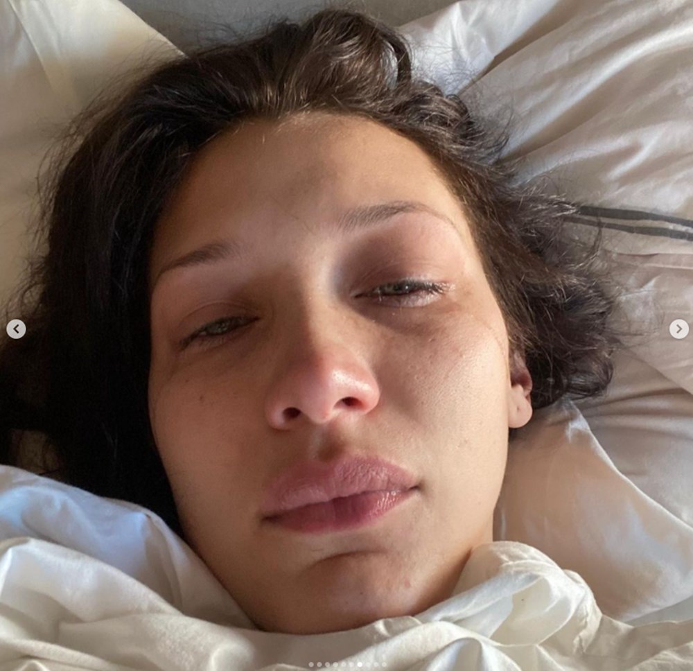 Bella Hadid ağlama fotoğraflarını sosyal medyada paylaştı - 4