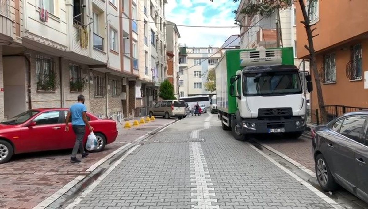 Poşetle sokağa atılan bebek yaşamını yitirdi Poşetle sokağa atılan bebek yaşamını yitirdi