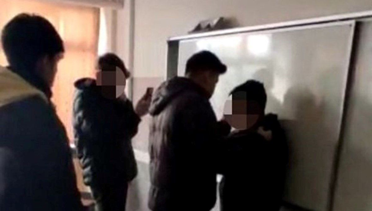 Zonguldak'ta bir öğrencinin darbedilmesine ilişkin adliyeye çıkarılan 4 öğrenci salıverildi Zonguldak'ta bir öğrencinin darbedilmesine ilişkin adliyeye çıkarılan 4 öğrenci salıverildi
