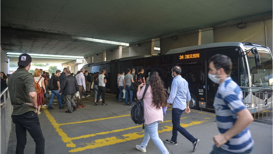 İstanbul'da toplu taşımada yeni corona virüs önlemleri