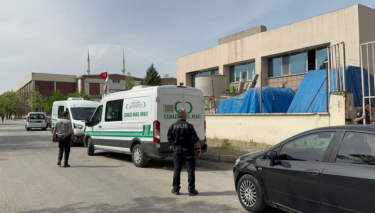 Mesai arkadaşını öldürüp intihar etti Mesai arkadaşını öldürüp intihar etti
