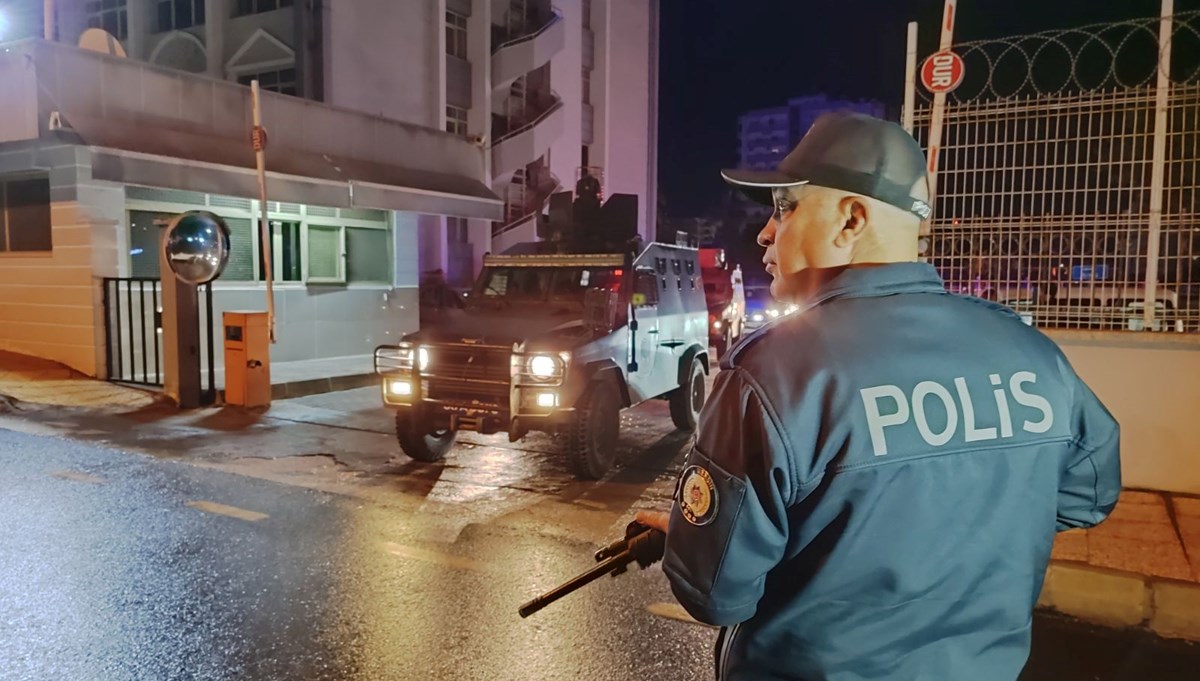 6 ilde yasa dışı bahis ve sanal kumar aracılarına operasyon: 17 gözaltı 6 ilde yasa dışı bahis ve sanal kumar aracılarına operasyon: 17 gözaltı