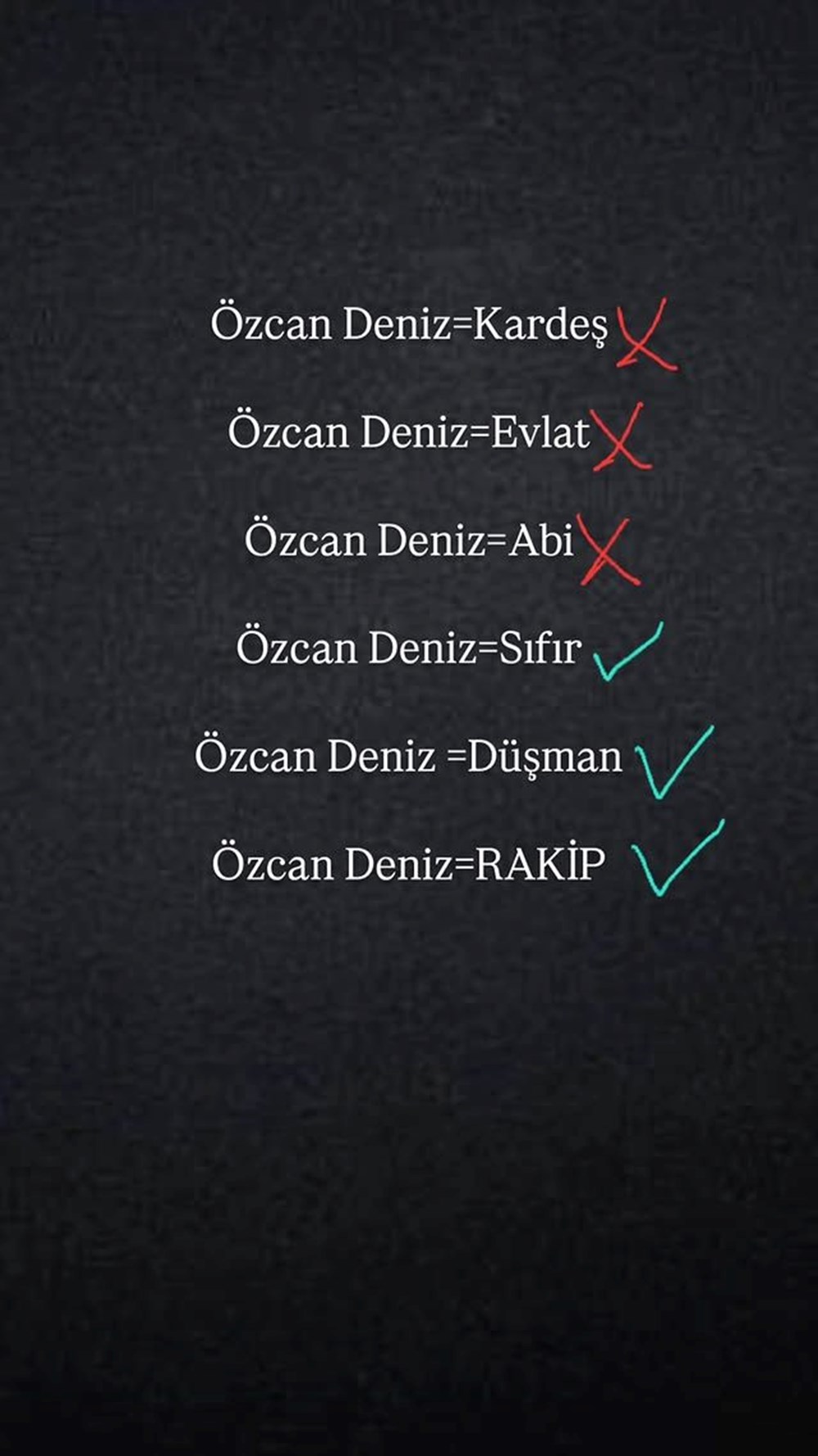 Özcan Deniz ailesine rest çekti! "Yaptığınız düşmanlıkların ayıbıyla, günahıyla yaşayın" - 3