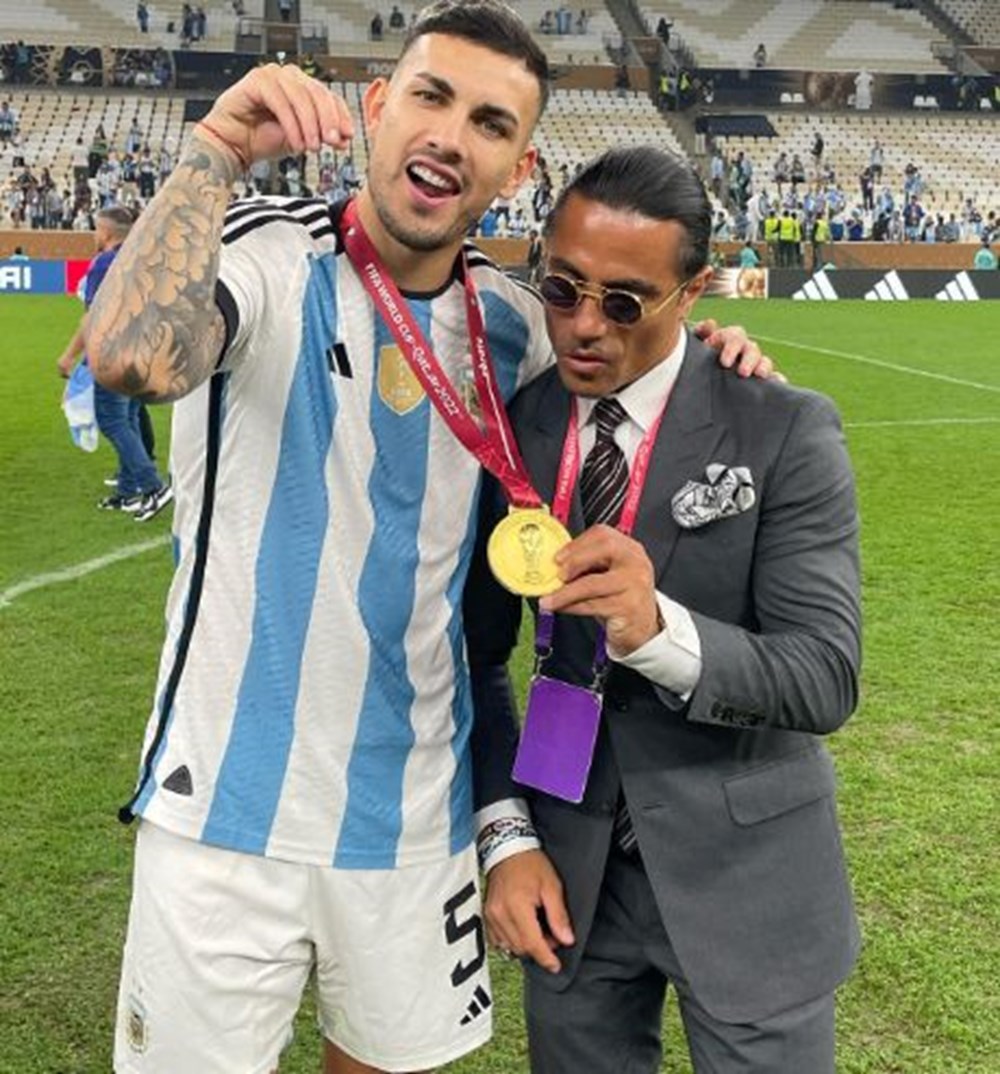 Nusret Gökçe'nin Arjantinli futbolcularla Dünya Kupası sevinci - 4