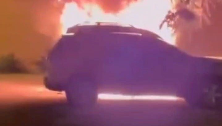 Amasya'da otoparkta araç yangını